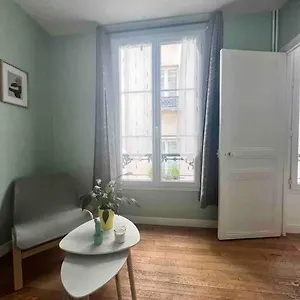 Super T2 Proche De Tour Eiffel Apartment Paris